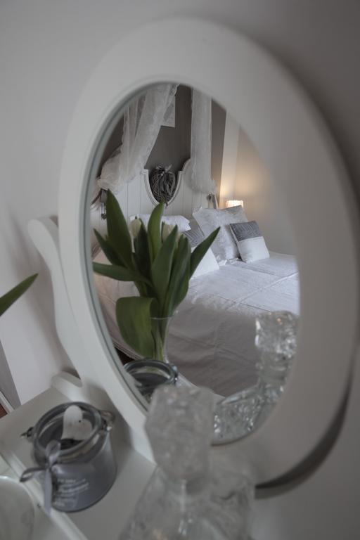 Casciago B&B La Casa Di Pamela מראה חיצוני תמונה