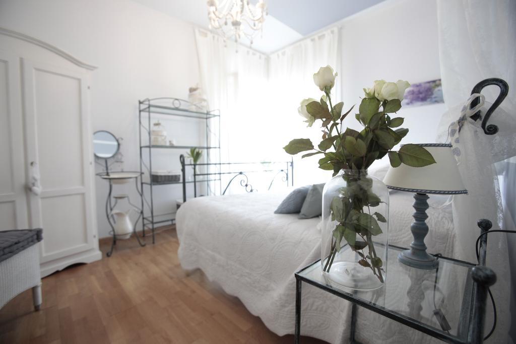 Casciago B&B La Casa Di Pamela מראה חיצוני תמונה
