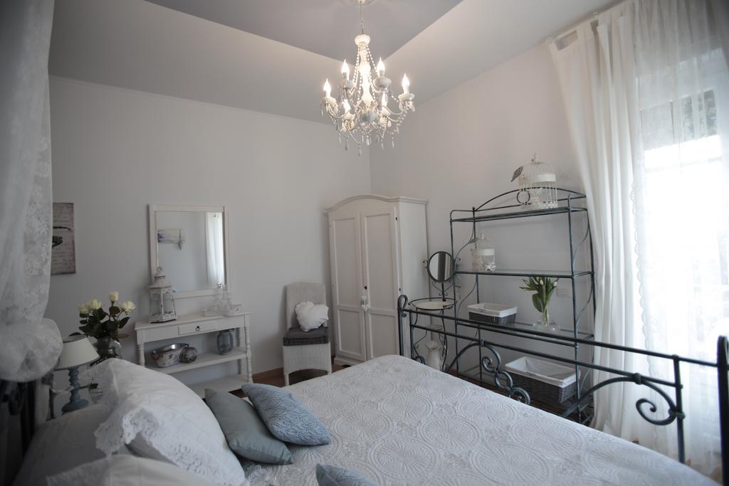 Casciago B&B La Casa Di Pamela מראה חיצוני תמונה
