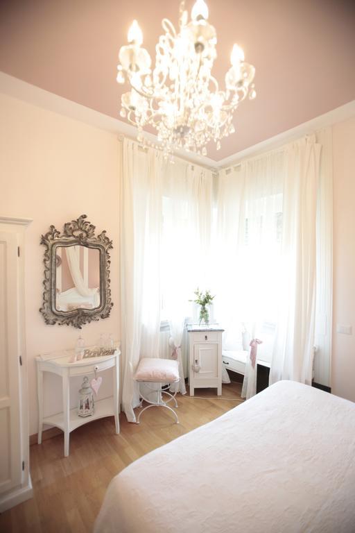 Casciago B&B La Casa Di Pamela מראה חיצוני תמונה
