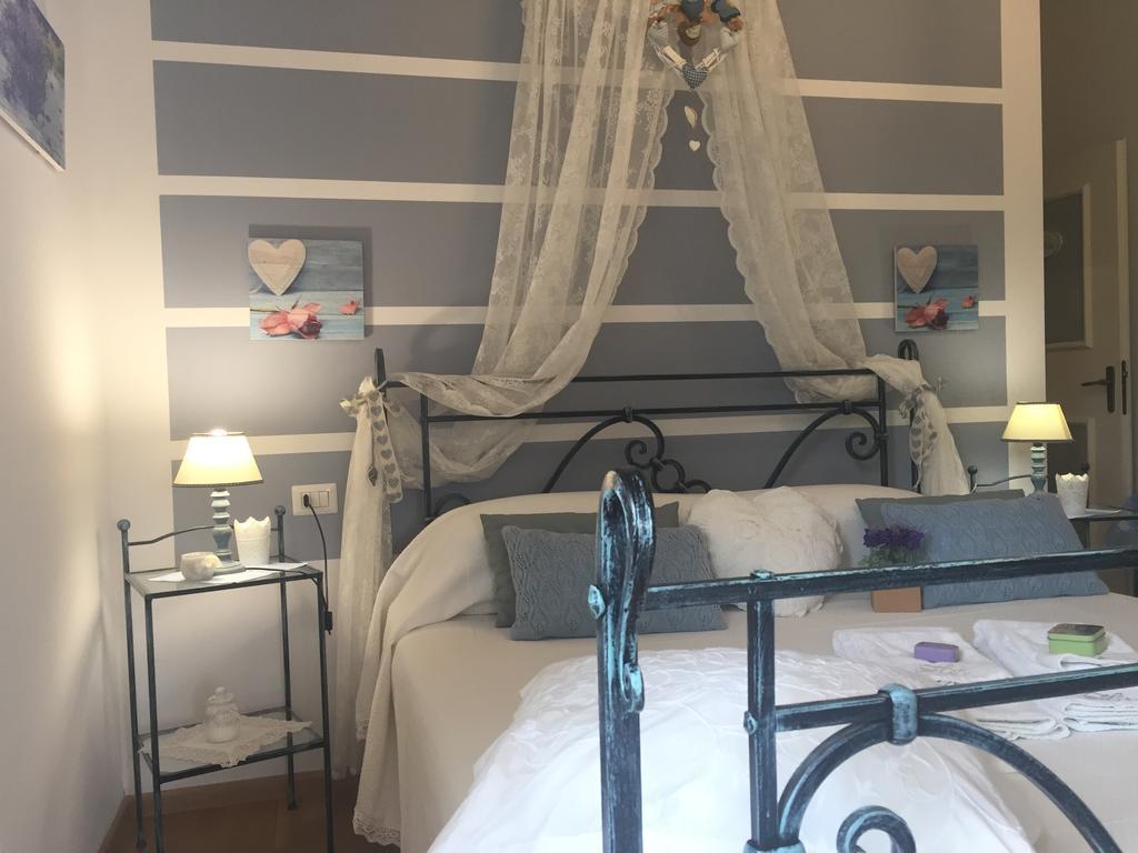 Casciago B&B La Casa Di Pamela מראה חיצוני תמונה