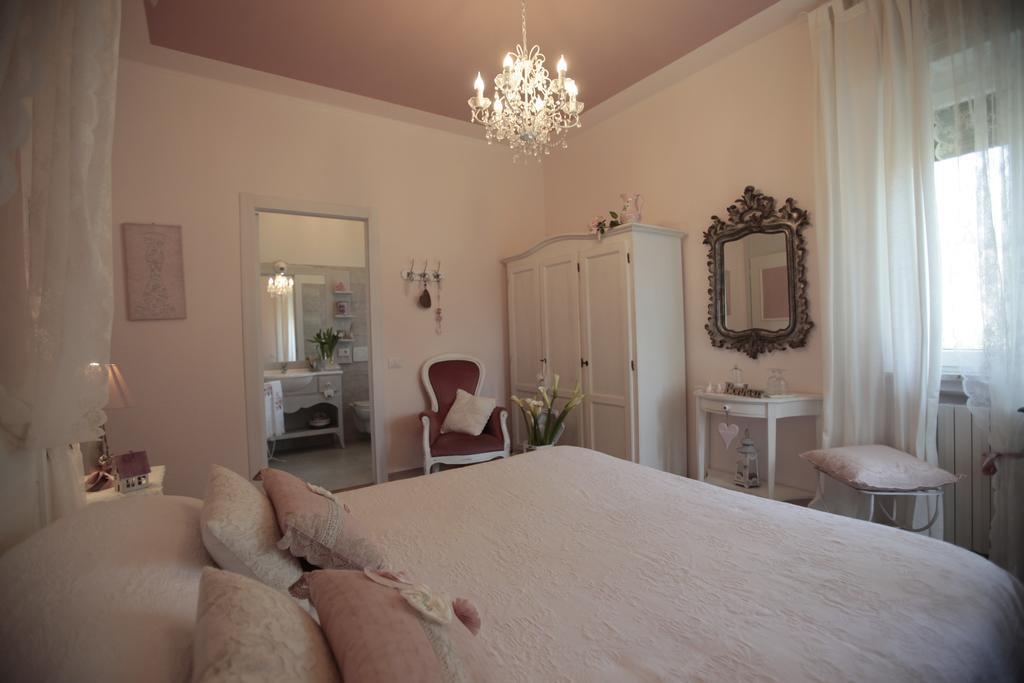 Casciago B&B La Casa Di Pamela מראה חיצוני תמונה